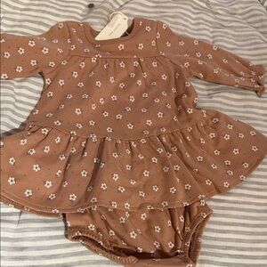 NWT- Quincy Mae Organic Cotton Dress with diaper cover 3-6 months